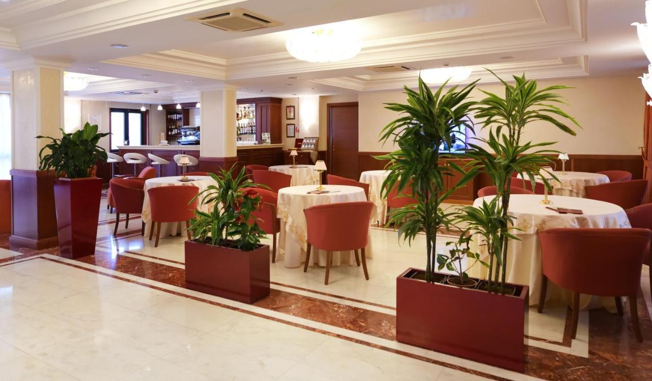 Hotel Ristorante Rossemi San Giovanni Rotondo Exterior photo